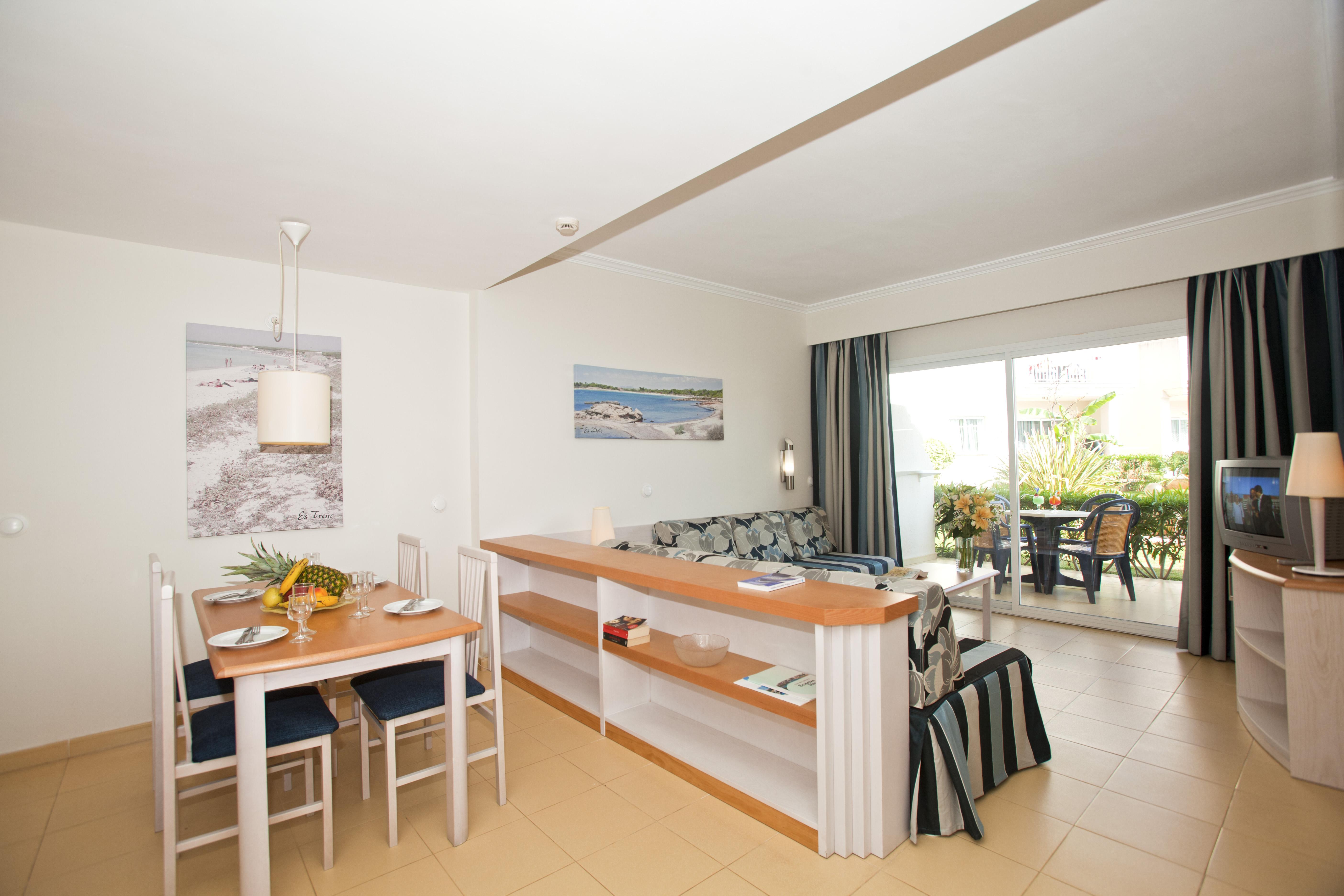 Aparthotel Isla De Cabrera Colònia de Sant Jordi Exterior foto
